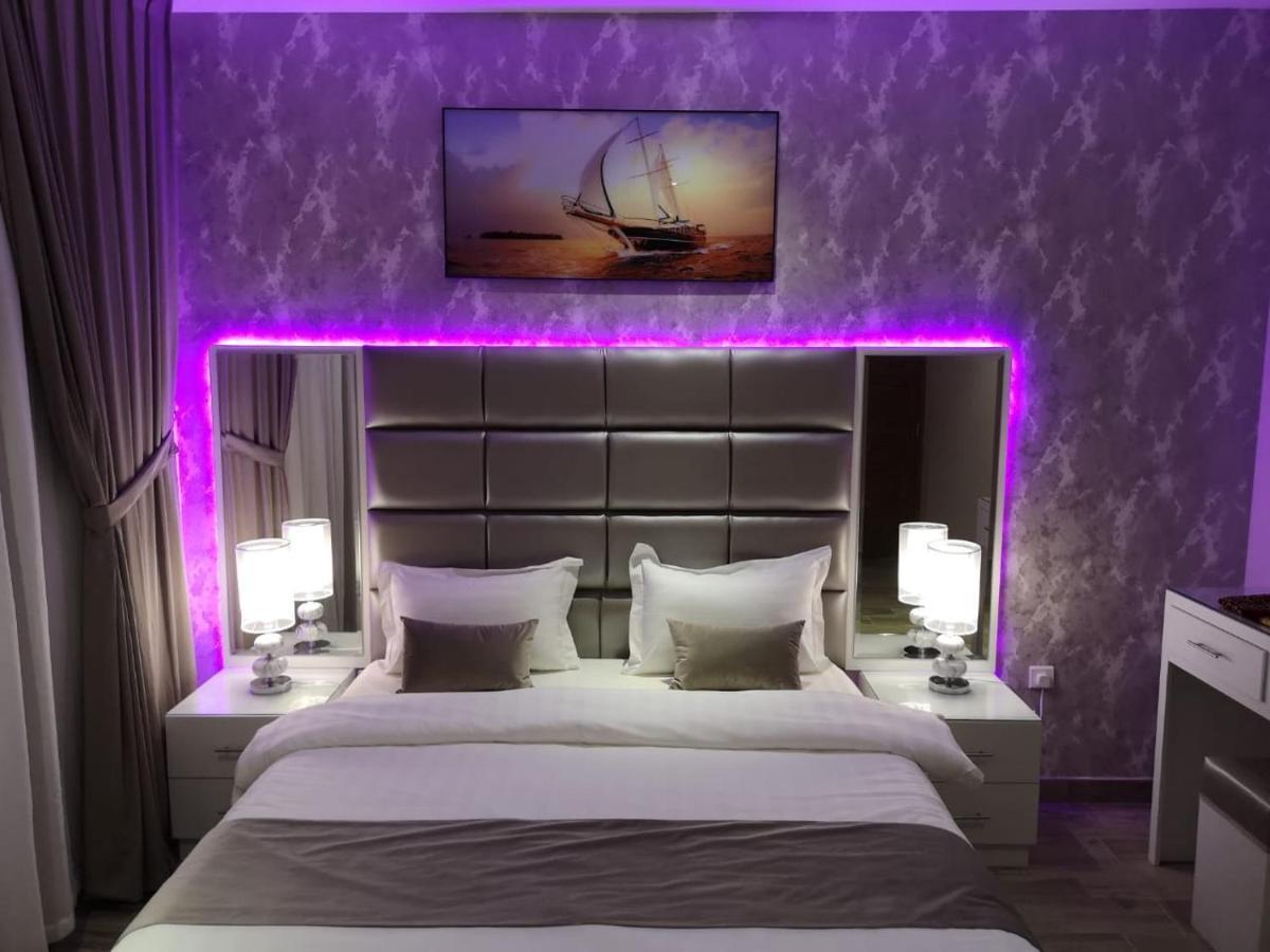 Makarem Hotel Apartments Riyadh Bagian luar foto