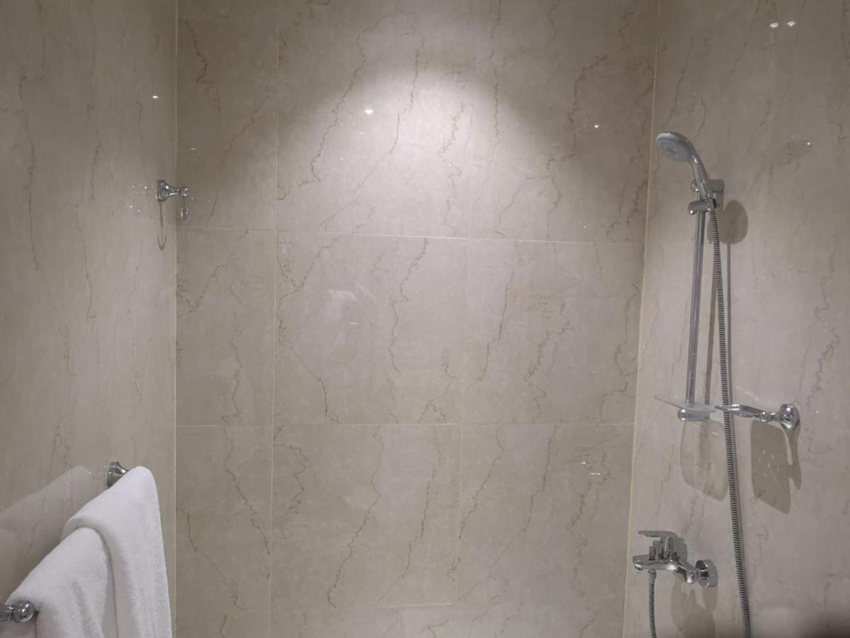 Makarem Hotel Apartments Riyadh Bagian luar foto